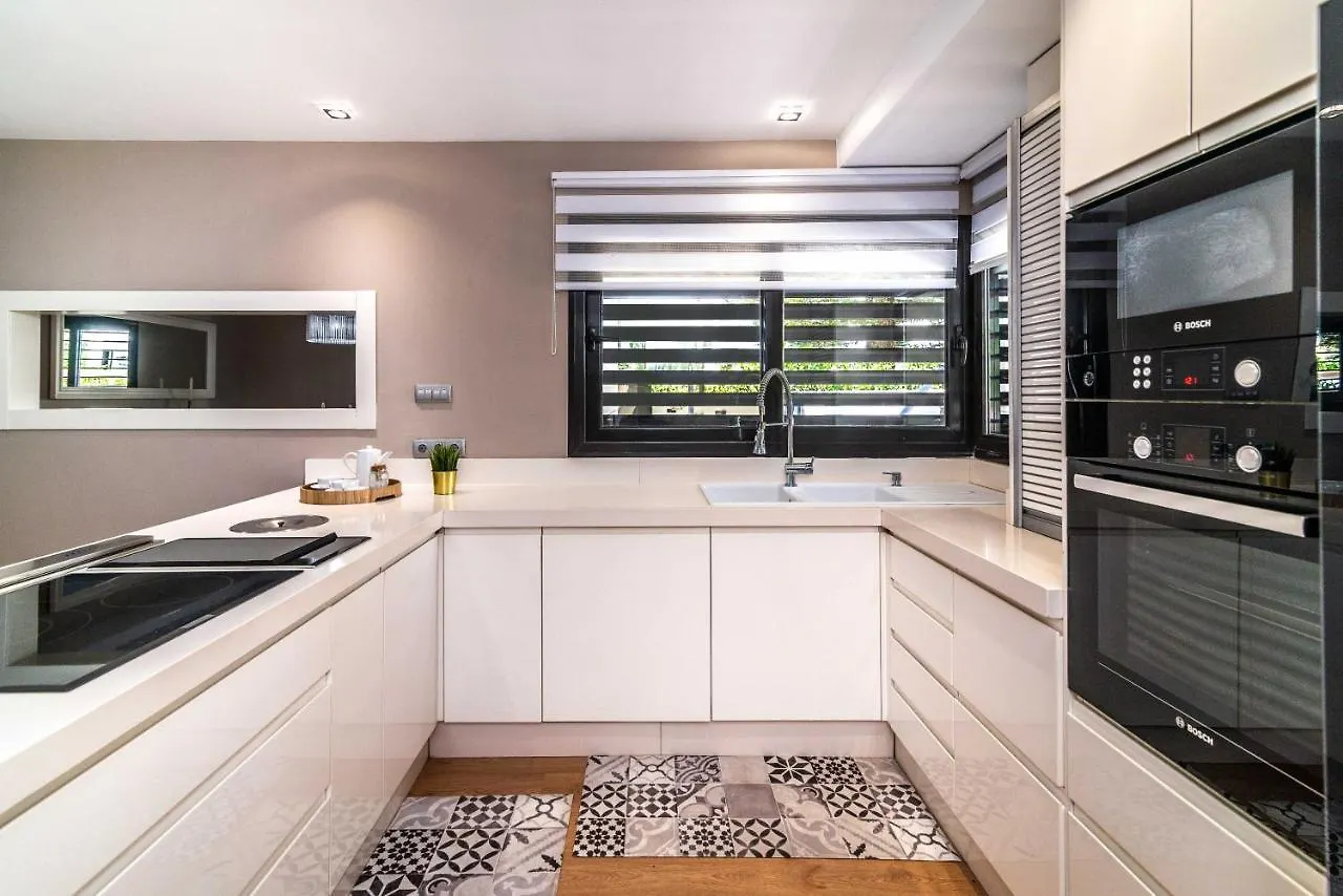 Vacation Marbella I Villa Riviera Del Sol, Private Pool, Jacuzzi, Walking Distance To The Beach Màlaga 0*,
