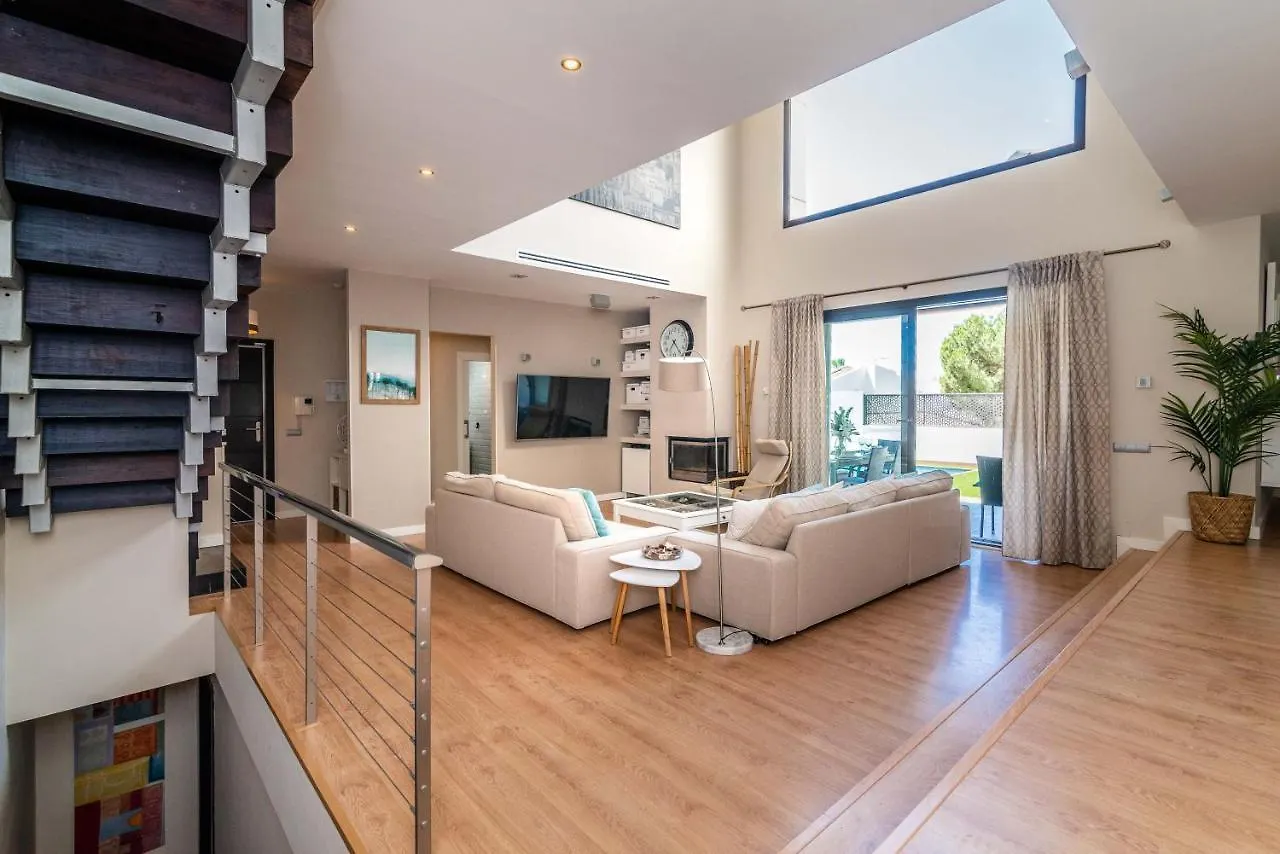 Vacation Marbella I Villa Riviera Del Sol, Private Pool, Jacuzzi, Walking Distance To The Beach Malaga Spain