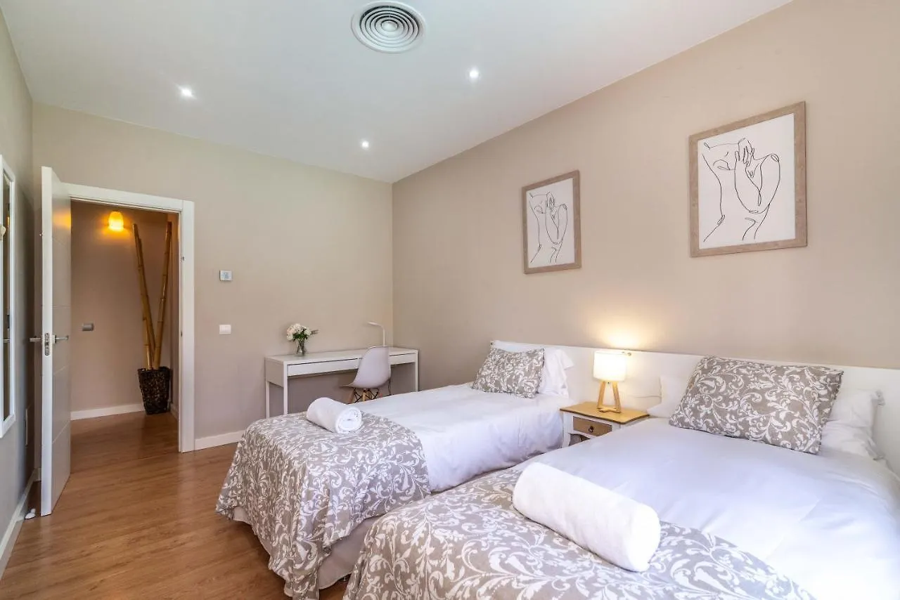 Vacation Marbella I Villa Riviera Del Sol, Private Pool, Jacuzzi, Walking Distance To The Beach Malaga